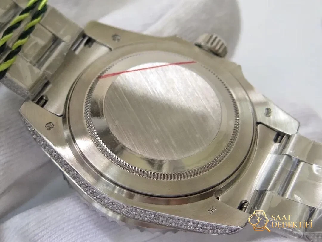 TW Factory Rolex yıldız gökyüzü elmas kaplı özel versiyon replika saat incelemesi - Klips Kilidi ve Lazer Damgalar