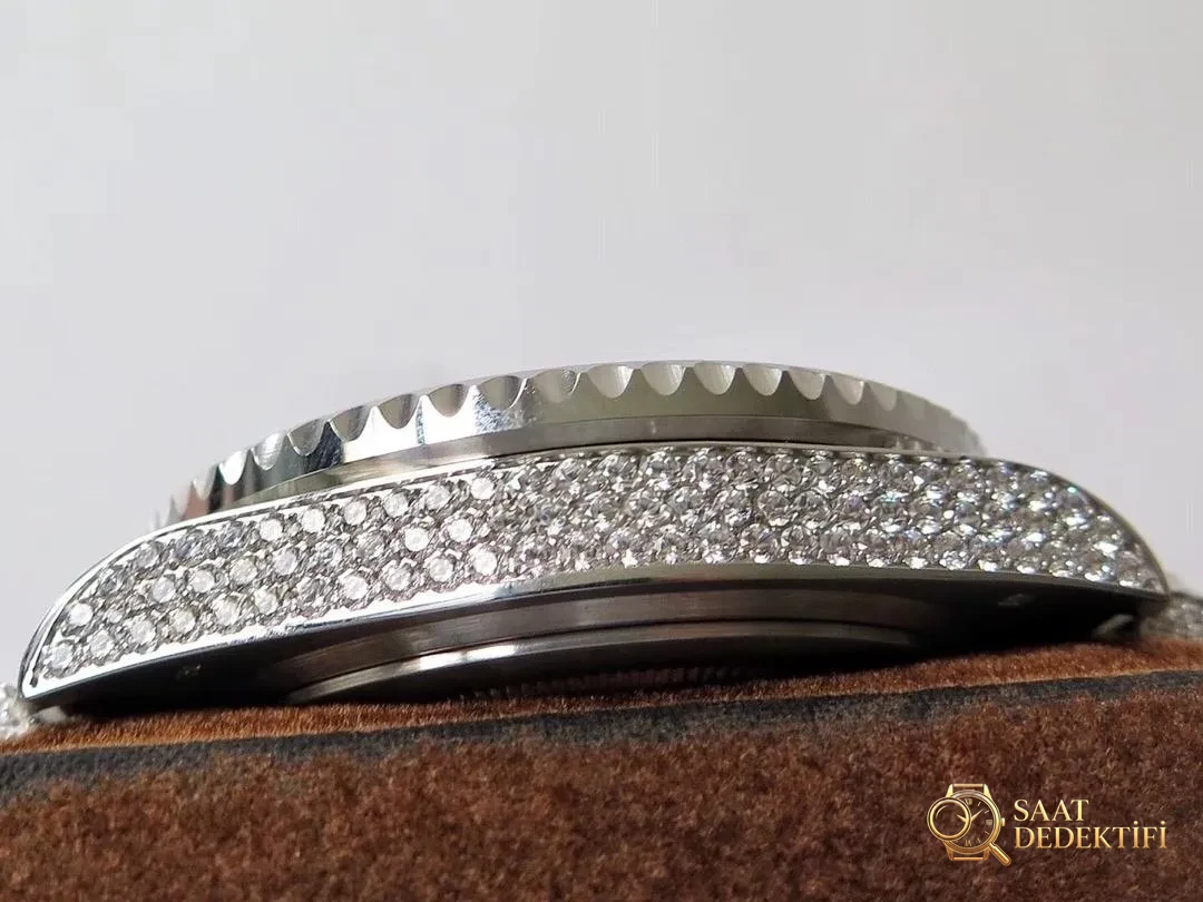 TW Factory Rolex yıldız gökyüzü elmas kaplı özel versiyon replika saat incelemesi - Fosfor ve Super-LumiNova Gece Görünümü