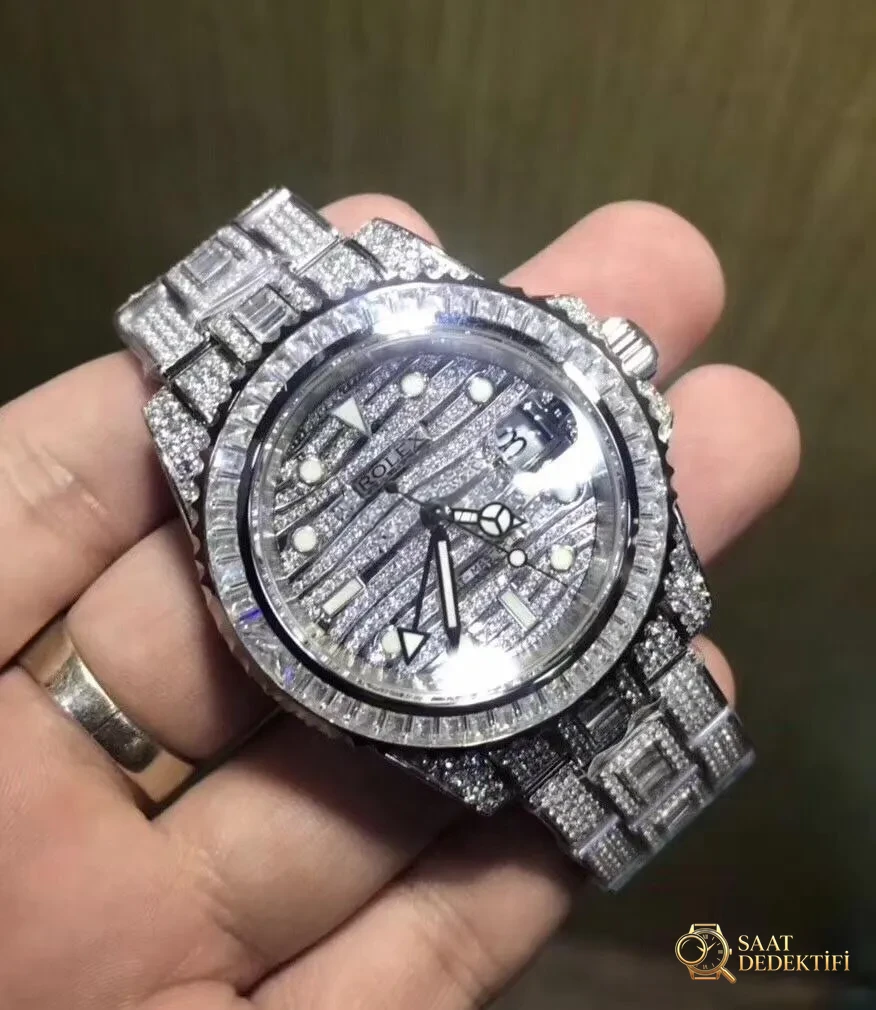 TW Factory Rolex yıldız gökyüzü elmas kaplı özel versiyon replika saat incelemesi - Yan Profil ve Kordon Bağlantısı