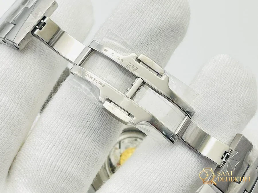 TWS Factory Vacheron Constantin Overseas serisi 4300V/120G-B102 sonsuz takvimli çok fonksiyonlu kol saati incelemesi - Kasa Çeliği ve Polisaj Kalitesi