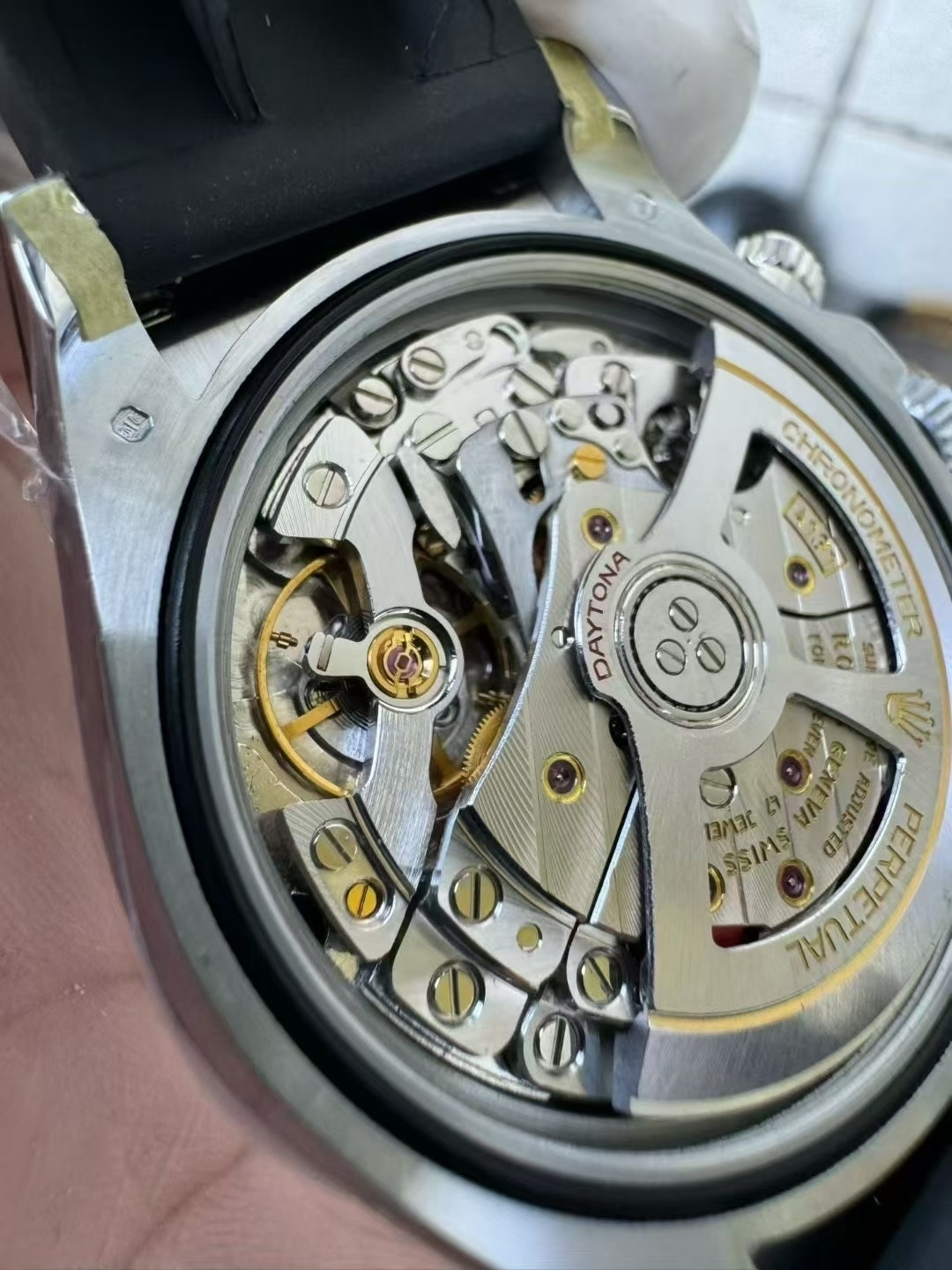 UFO Factory 2026'nın Kaçırılmayacak Efsanesi | Rolex Daytona Replikasının Yeni Standardı — 7. fotoğraf