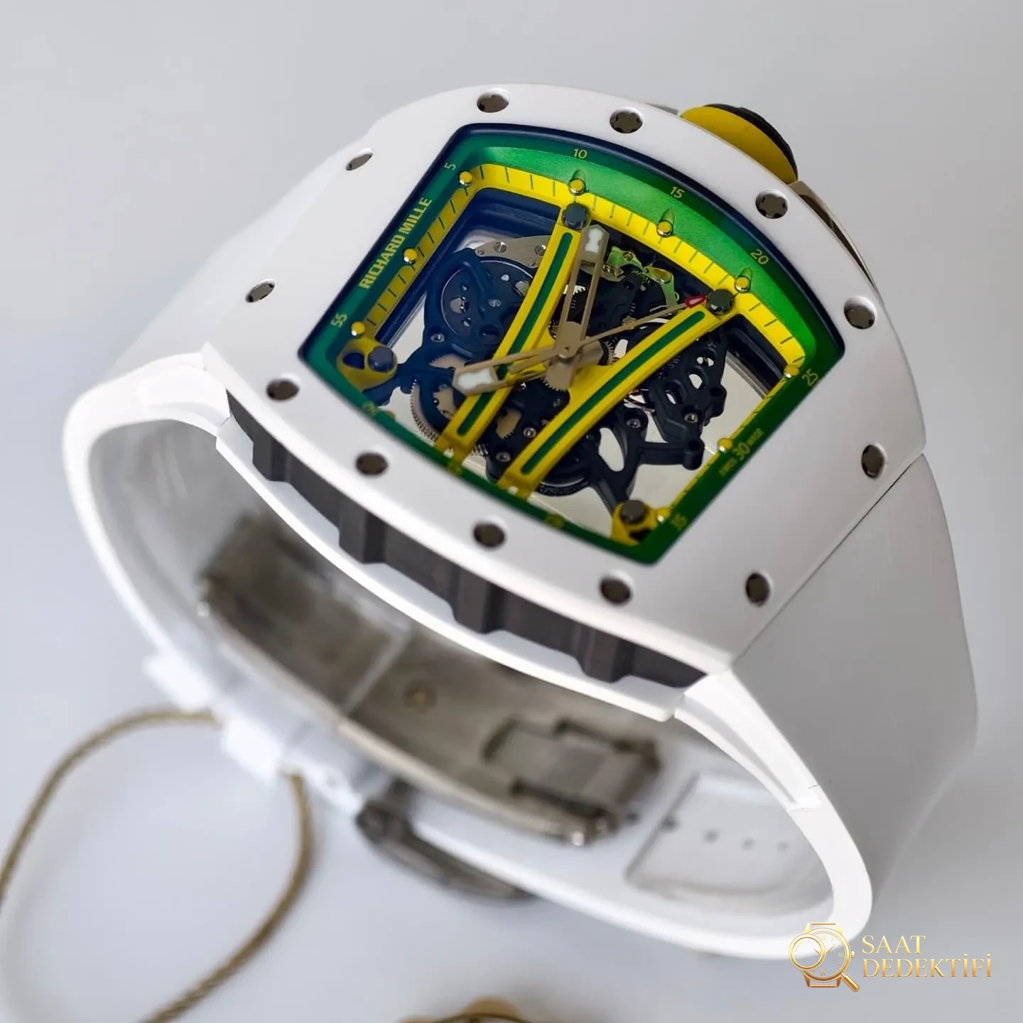UMI Factory özel yapım Richard Mille RM61-01 beyaz seramik Vaucher mekanizması işçilik incelemesi - Kasa Profili ve Kurma Kolu İncelemesi