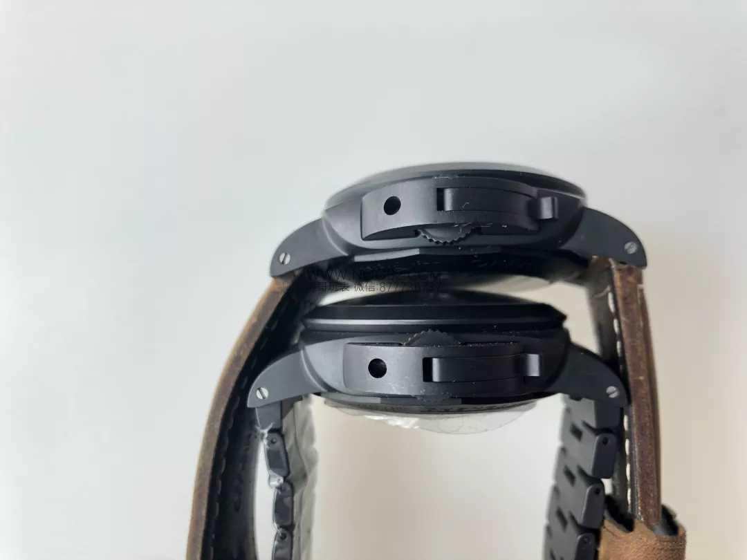 V2 versiyon VS Panerai 441 ile PAM00438 arasında ne fark var? — 5. fotoğraf