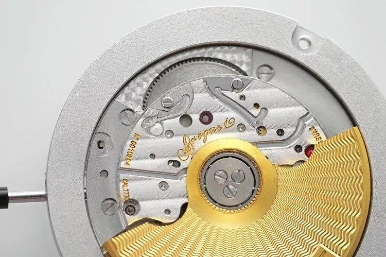 V3 Sürüm FK Factory Breguet Classique 5177BA replika saat: Gerçek-replika karşılaştırması, orijinal inceleme ve neler geliştirildi? — 4. fotoğraf