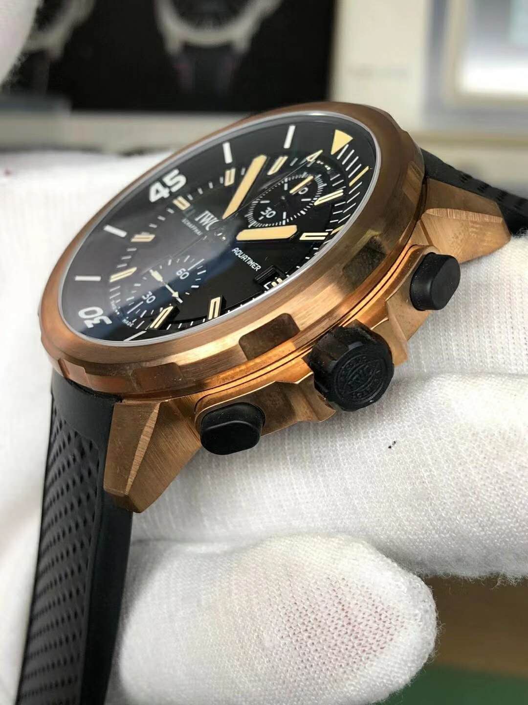 IWC Bronz Saat Kurma Kolu