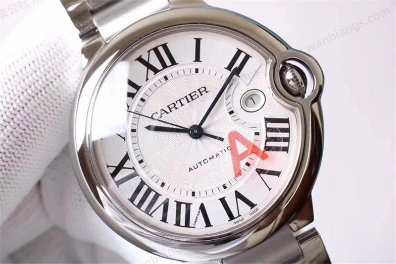 V6 Factory Cartier Ballon Bleu 42 mm Saat İncelemesi — 2. fotoğraf