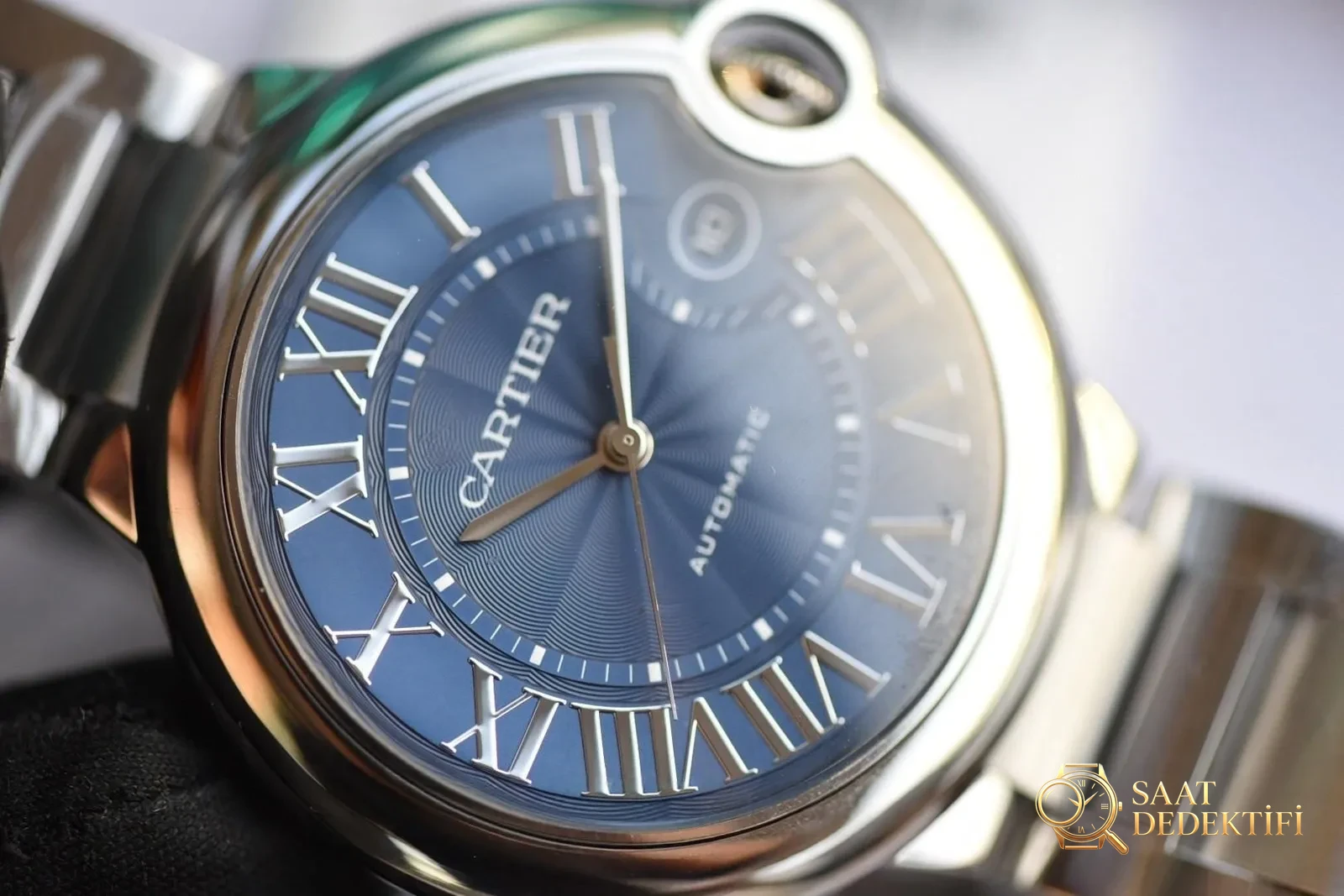 V6 Factory Cartier Ballon Bleu büyük boy 42 mm mavi kadran Seagull 2824 mekanizmalı replika mekanik saat incelemesi - Yan Profil ve Kordon Bağlantısı