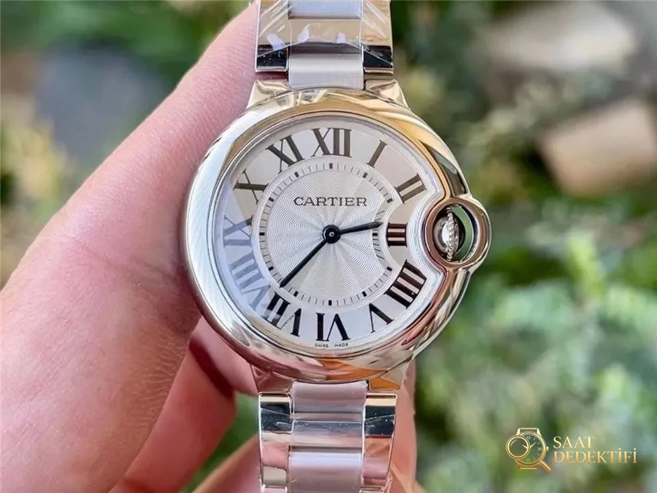 V6 Factory Cartier Ballon Bleu kadın saati nasıl seçilir? Mekanik mi kuvars mı? Hangi fabrika en iyisi? - Arka Kapak ve Mekanizma Detayı