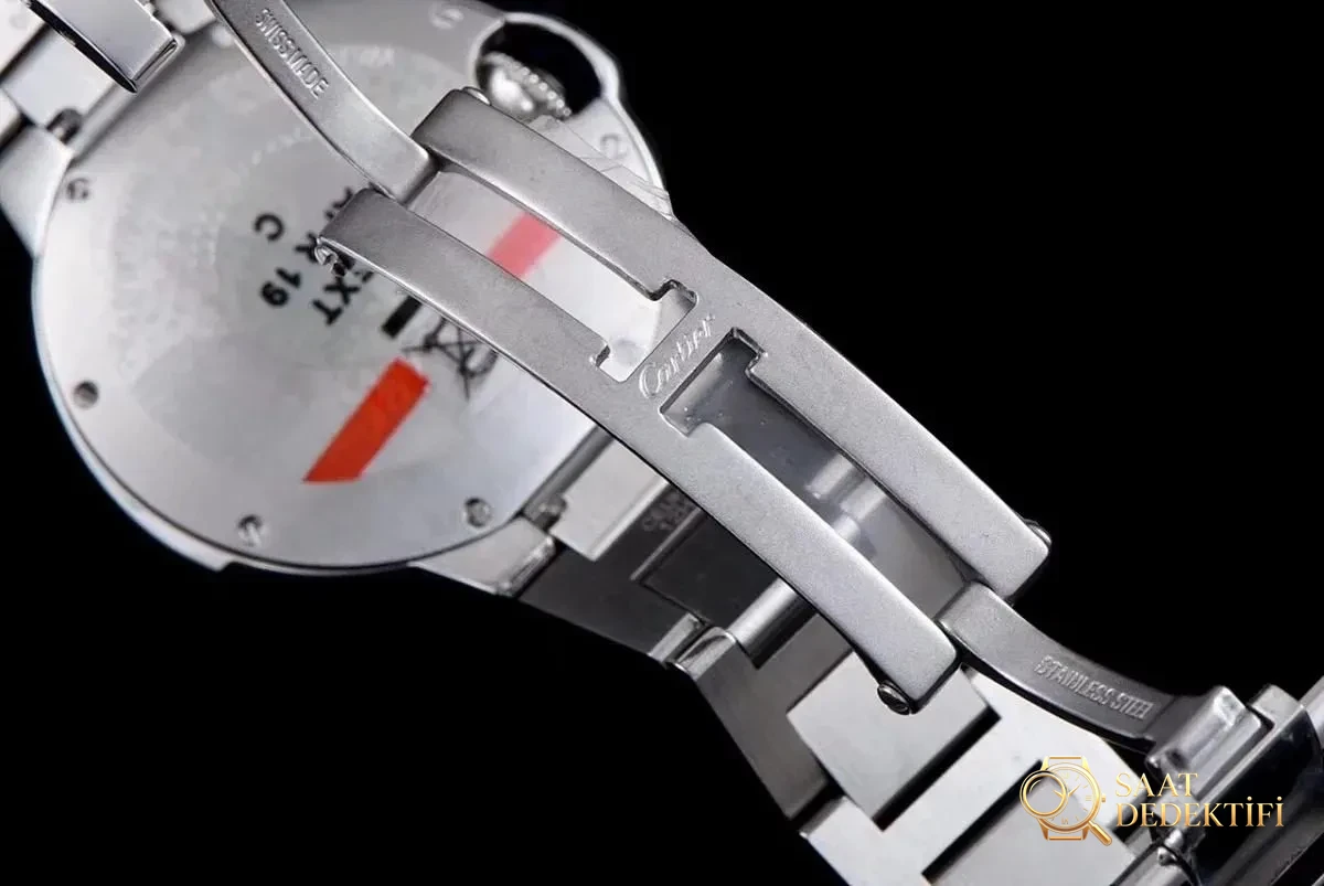 V6 Factory Cartier Ballon Bleu nasıl ayırt edilir? - Bilekte Duruş ve Kasa Orantısı