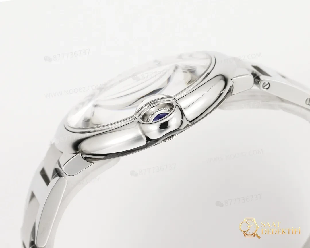 V6 Factory Cartier Ballon Bleu V8 versiyonu güncellemesi: 2020 en yeni paket malzemeleri - Arka Kapak ve Mekanizma Detayı