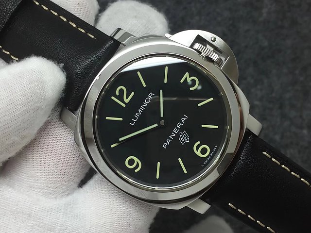 PAM 773 Panerai Saat