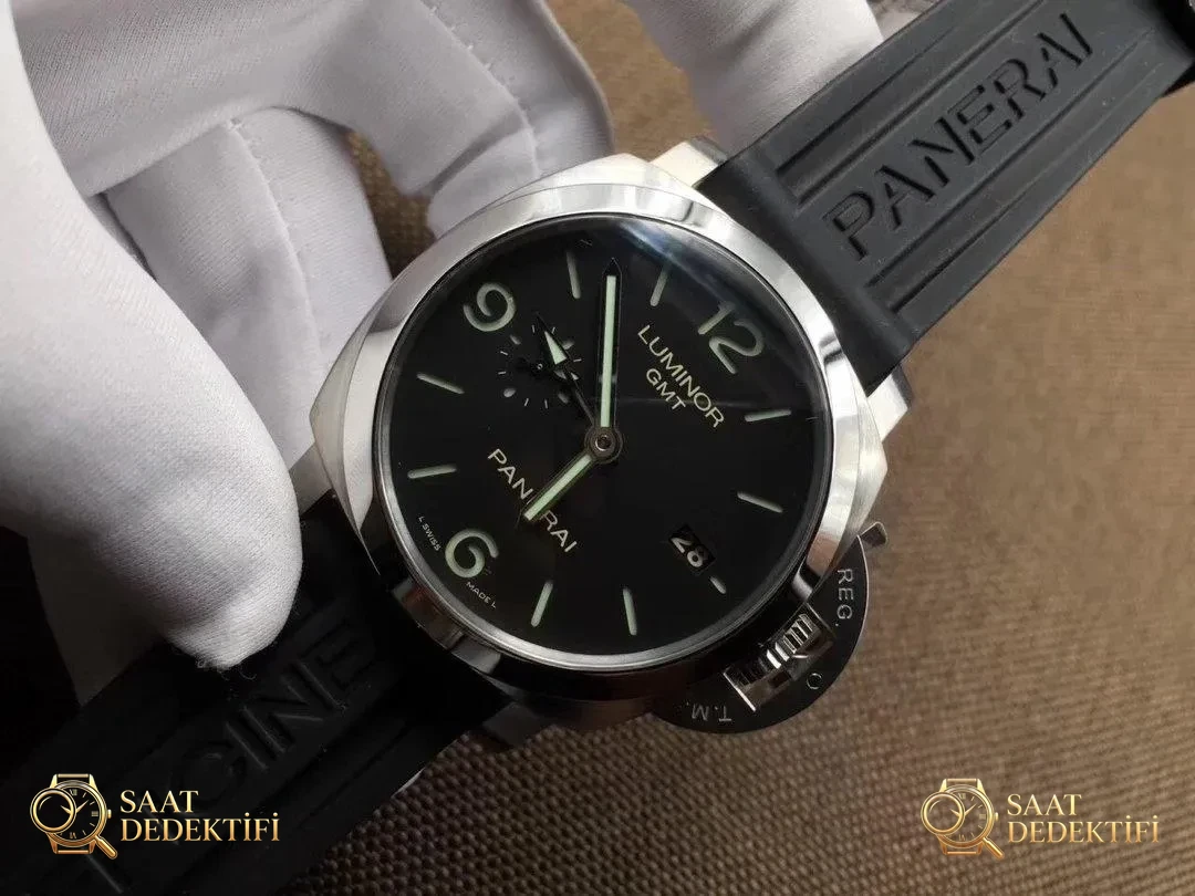 V6 Replika Panerai PAM 320 V2 Version