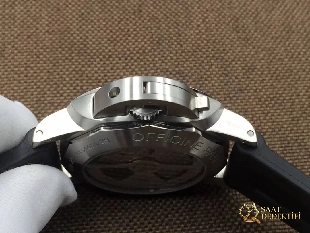 Panerai PAM 320 Kurma Kolu Köprüsü