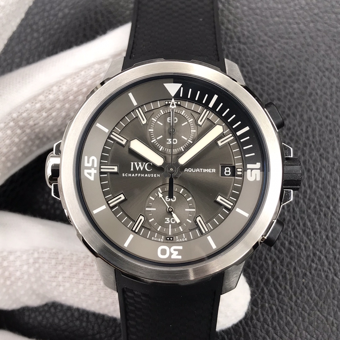 Replika IWC Aquatimer Sharks