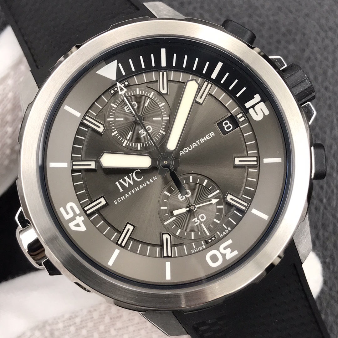 IWC Aquatimer Sharks Gri Kadran