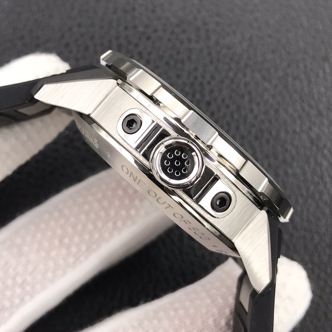 IWC Aquatimer Sharks Kasa
