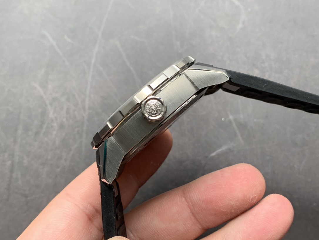 IWC Aquatimer 2000 Kurma Kolu