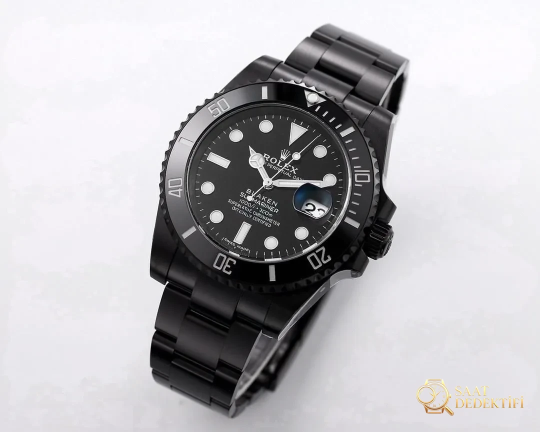 V6 Factory Rolex BLAKEN Dark Night Black Submariner 116610LN Modification de noircissement - Profil du boîtier et examen de la couronne