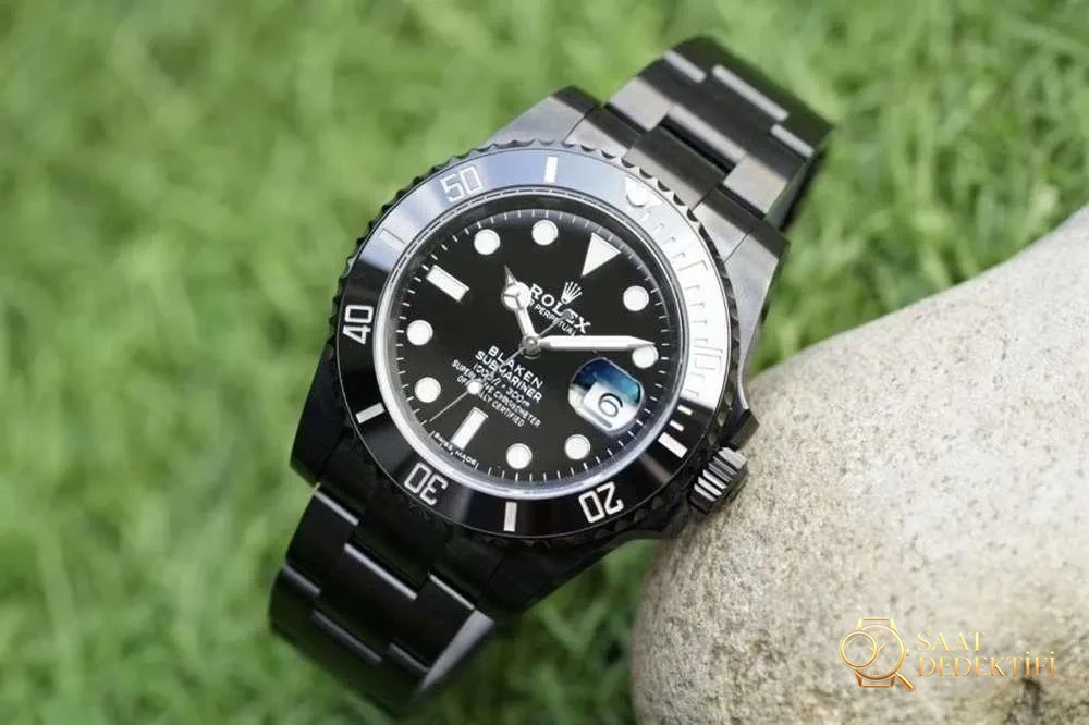 V6 Factory Rolex Submariner «Dark Night Special Edition» — DLC modified Black Submariner review - Case Profile and Crown Review