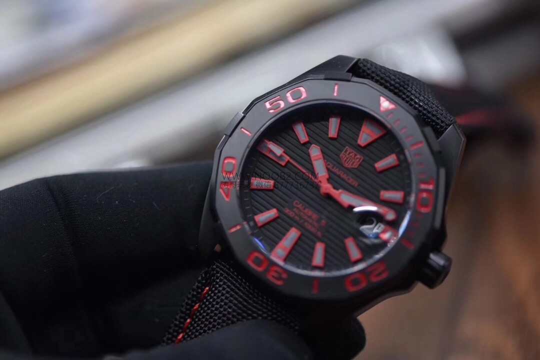 V6 Factory TAG Heuer Aquaracer 300 metre WAY201 replika saat detaylı incelemesi — 16. fotoğraf
