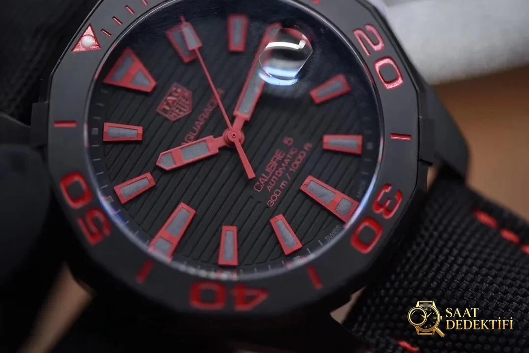 V6 Factory TAG Heuer Aquaracer 300 metre WAY201 replika saat detaylı incelemesi - Kadran İbreleri ve Saniye Akışı