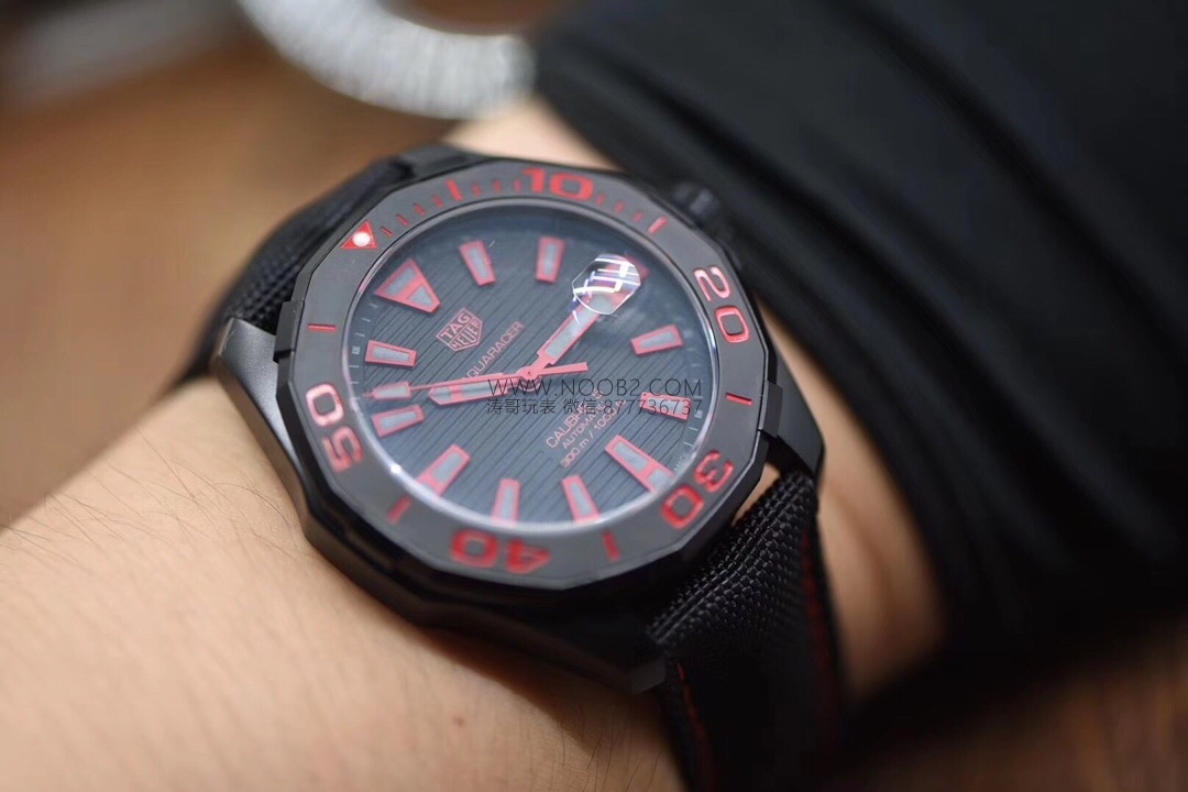 V6 Factory TAG Heuer Aquaracer 300 metre WAY201 replika saat detaylı incelemesi — 22. fotoğraf
