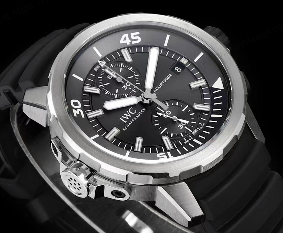 V6S IWC Aquatimer Köpekbalığı Çekiç Başlı Köpekbalığı Özel Versiyon İncelemesi — 3. fotoğraf