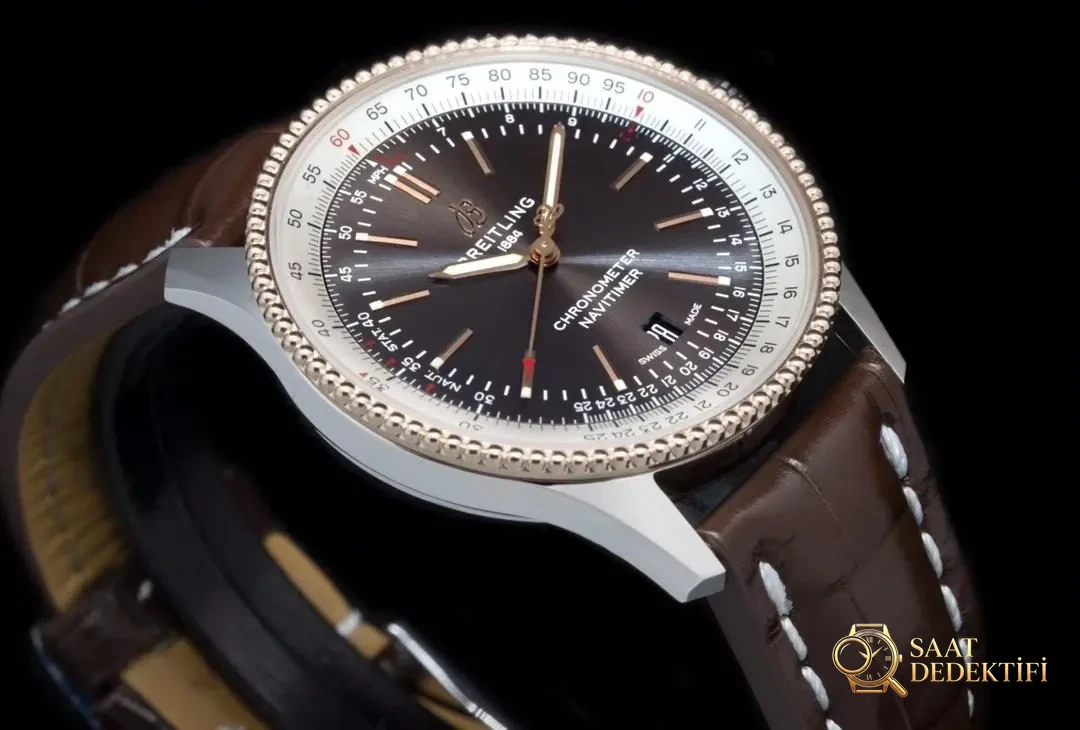 V7 Breitling Aviator 1 gri kadran altın bezel U17326211M1P1 - Makro Kadran ve İndeks İşçiliği