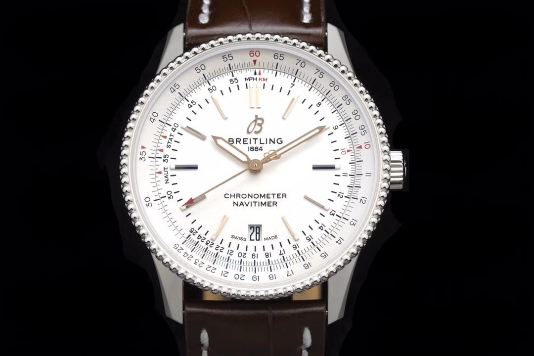 V7 Breitling Aviator 8 (Navitimer) 1 Beyaz Kadran A17326211G1P1 — 1. fotoğraf
