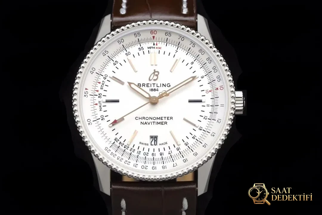Breitling Navitimer İncelemesi - Ön Görünüm ve Kasa Tasarımı