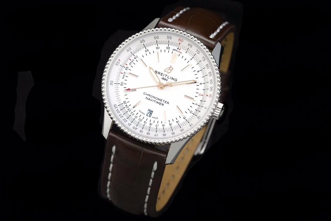 V7 Breitling Aviator 8 (Navitimer) 1 Beyaz Kadran A17326211G1P1 — 4. fotoğraf
