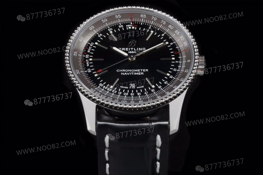 V7 Breitling Aviator 8 siyah kadran gri bezel — 3. fotoğraf