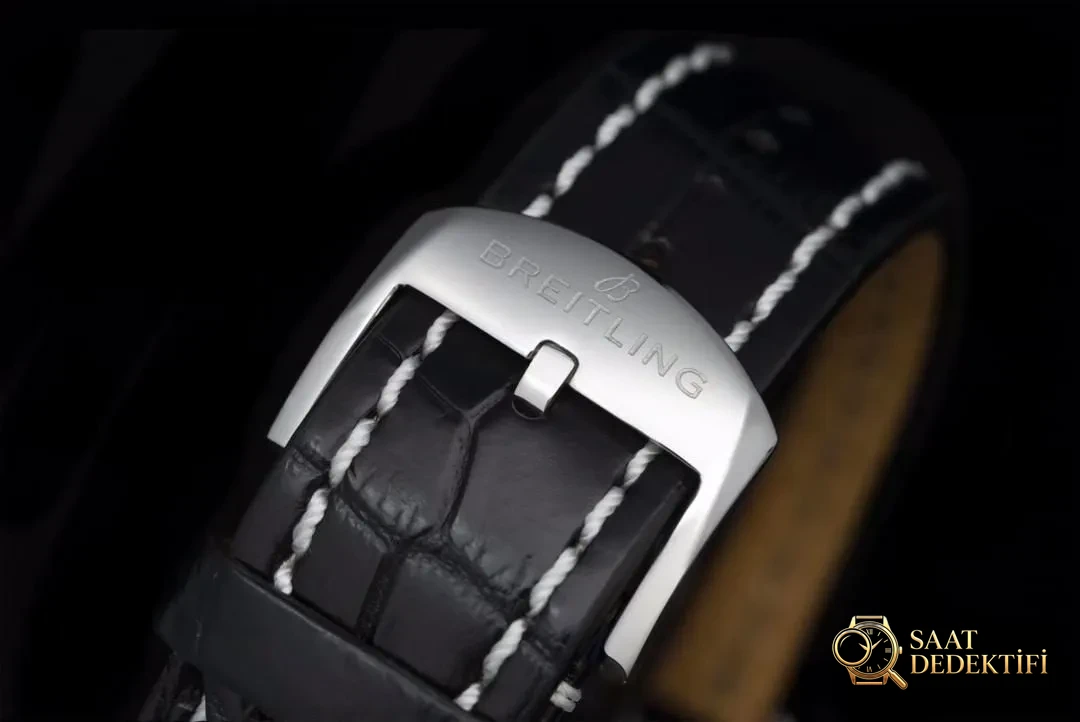 V7 Breitling Aviator 8 siyah kadran gri bezel - Bilekte Duruş ve Kasa Orantısı