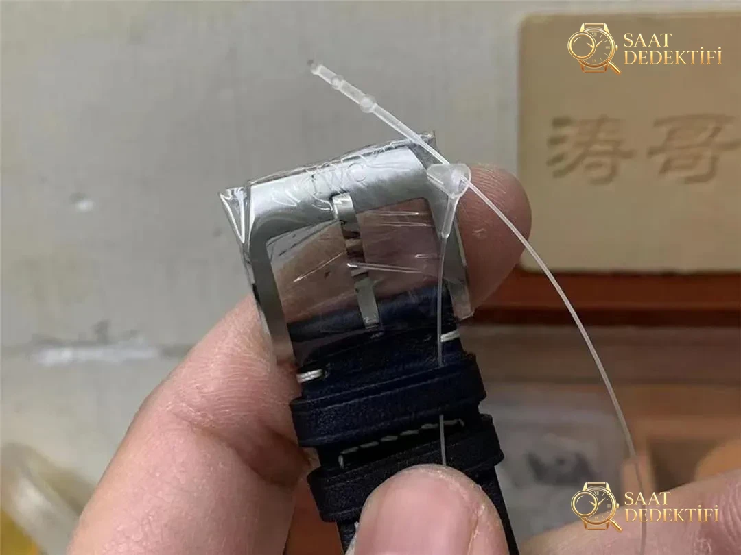 V7 Factory IWC Mark 20 orijinalle karşılaştırıldığında zayıf noktalar nerede? - Genel Açı ve Estetik Duruş