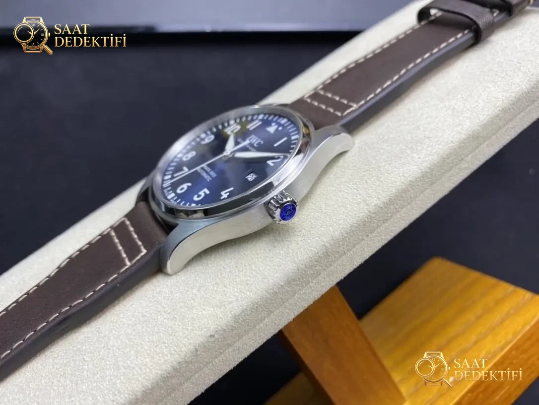 V7 Factory IWC Mark Eighteen, Swiss SW300 mekanizmasına yükseltildikten sonra hâlâ almaya değer mi? - Makro Kadran ve İndeks İşçiliği