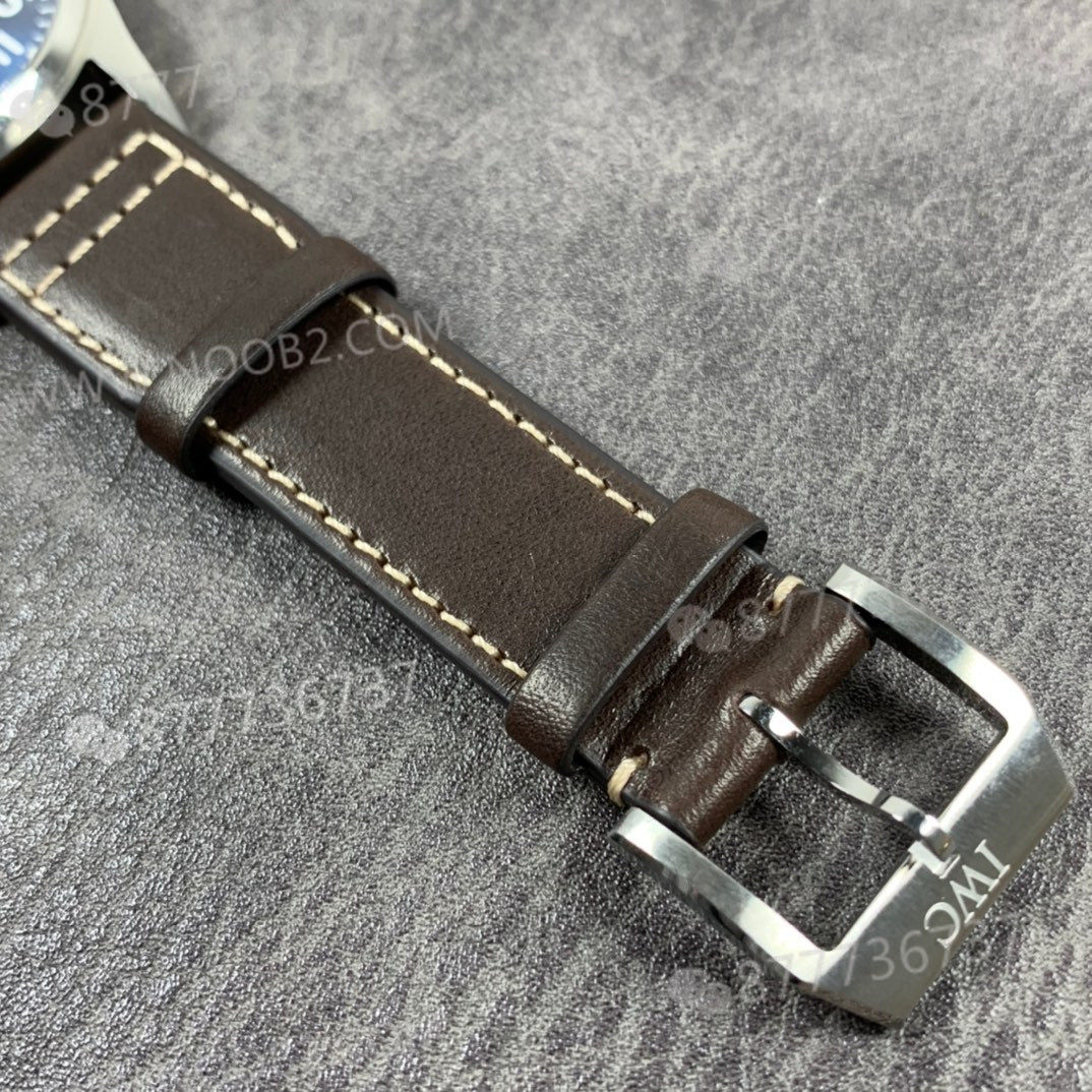 V7 Factory IWC Mark XVIII mavi kadranlı Le Petit Prince V2 versiyonunun kalitesi ve işçiliği nasıl? — 18. fotoğraf