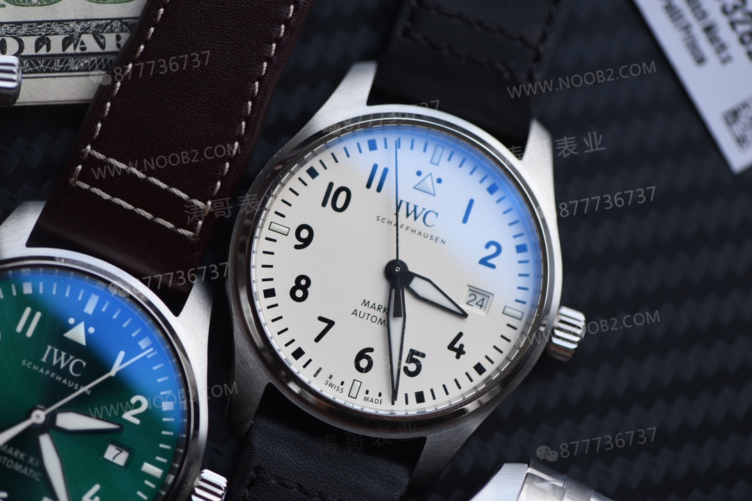 V7 Factory IWC Mark XX hızlı değişen kayış işçilik incelemesi — 4. fotoğraf