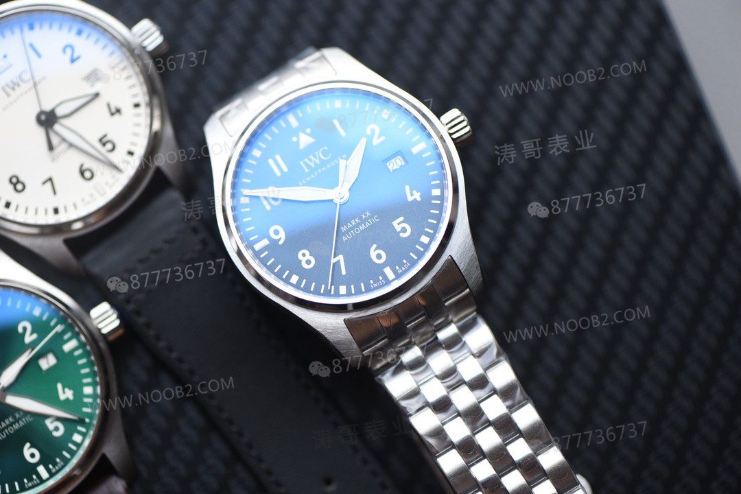 V7 Factory IWC Mark XX hızlı değişen kayış işçilik incelemesi — 5. fotoğraf