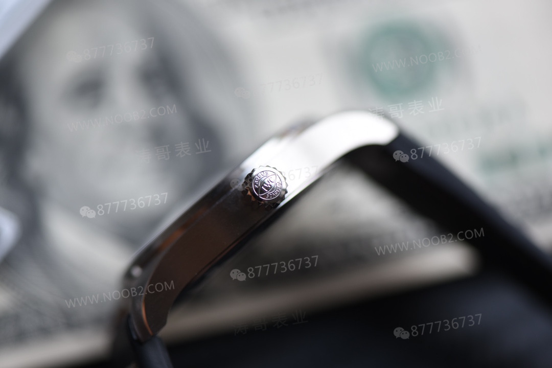 V7 Factory IWC Mark XX hızlı değişen kayış işçilik incelemesi — 9. fotoğraf