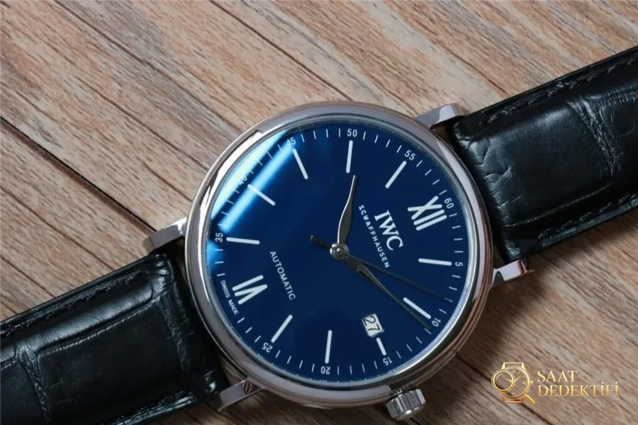 V7 Factory IWC Portofino 150. Yıl Orijinal İsviçre ETA2892 Mekanizmalı Replika Saat İncelemesi - Arka Kapak Gravür ve Seri Numarası