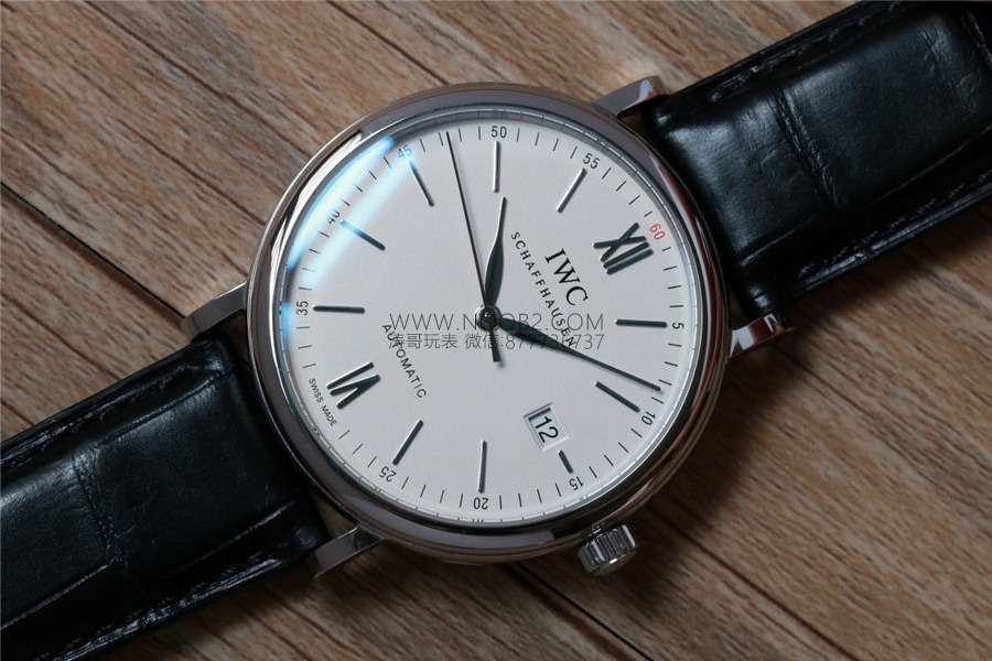 V7 Factory IWC Portofino 150. Yıl Orijinal İsviçre ETA2892 Mekanizmalı Replika Saat İncelemesi — 24. fotoğraf