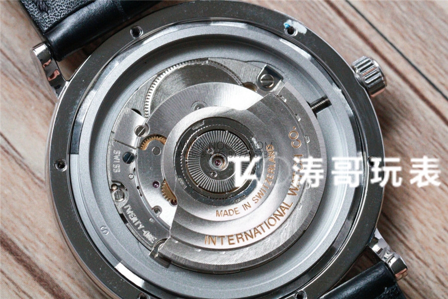 V7 Factory IWC Portofino 150. Yıl Orijinal İsviçre ETA2892 Mekanizmalı Replika Saat İncelemesi — 33. fotoğraf