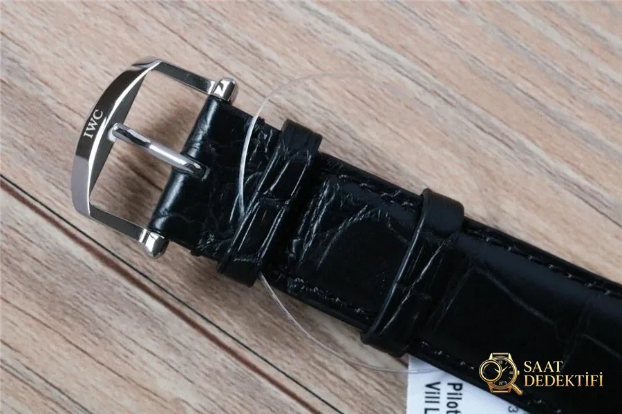 V7 Factory IWC Portofino 150. Yıl Orijinal İsviçre ETA2892 Mekanizmalı Replika Saat İncelemesi - Kurma Kolu Yivleri ve Tutuş Dokusu