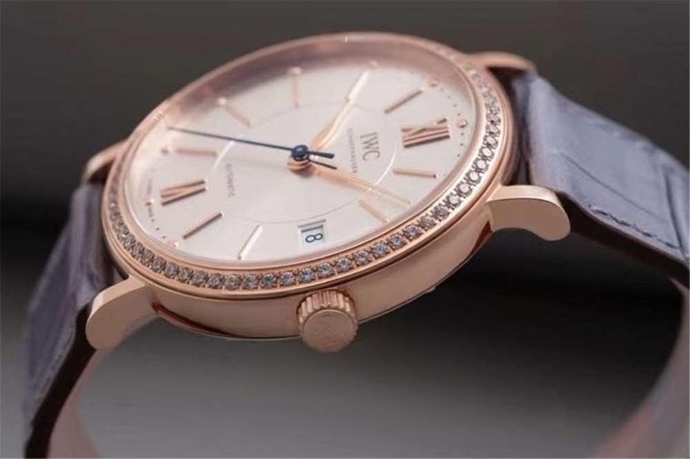 V7 Factory IWC Portofino 37 mm kadın kol saati orijinal karşılaştırma incelemesi — 14. fotoğraf
