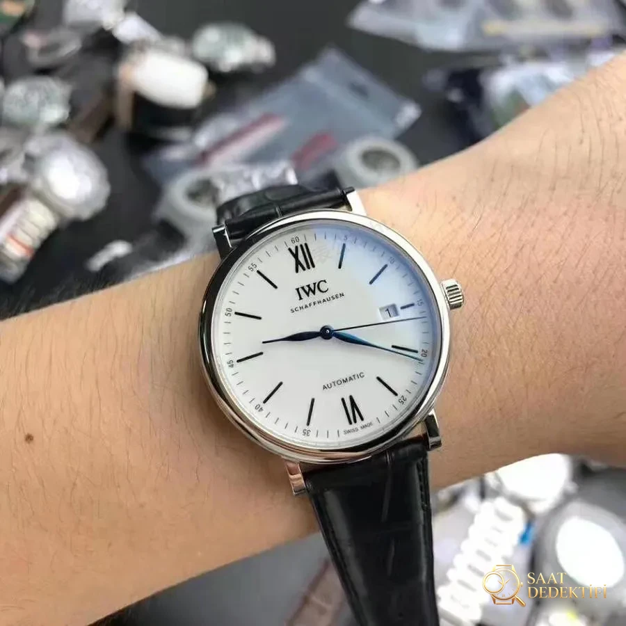 V7 Factory IWC Portofino Serisi Saat İncelemesi - Bilekte Duruş ve Kasa Orantısı