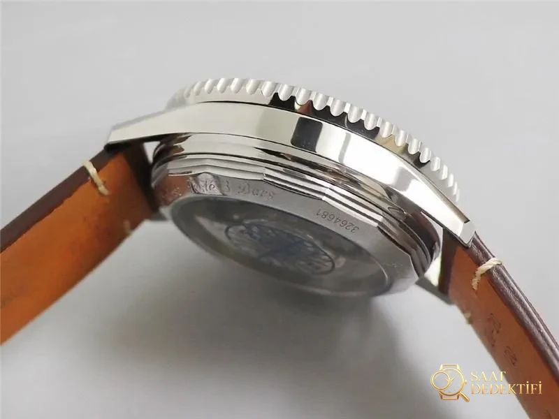 V9 Factory Breitling Navitimer B01 Mavi Kadran Pan Am - Makro Kadran ve İndeks İşçiliği