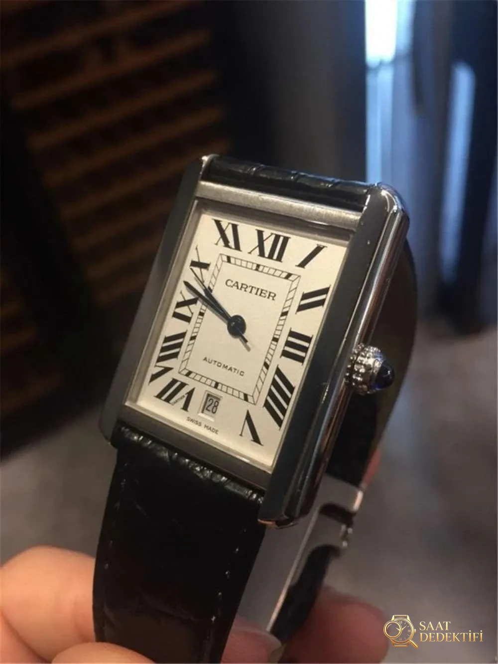 V9 Factory Cartier Tank Citizen.9015 mekanizmalı gerçek-replika karşılaştırmalı inceleme - Bilezik Bakla Ayrımı ve Pim Yapısı