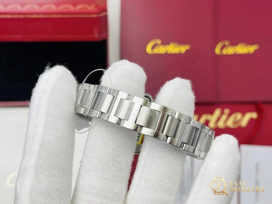 V9 Fabbrica Cartier