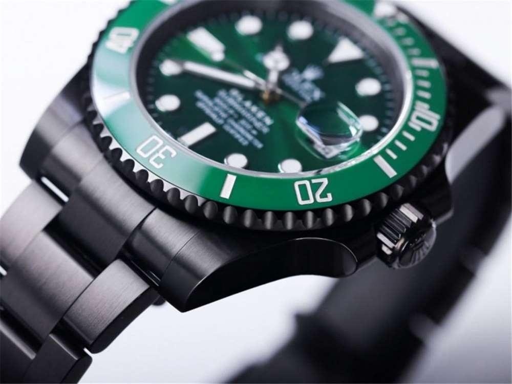 V9 Factory Rolex siyah-yeşil su hayaleti «BLAKEN resmi model» gece siyahı versiyonu orijinalle karşılaştırmalı inceleme — 21. fotoğraf