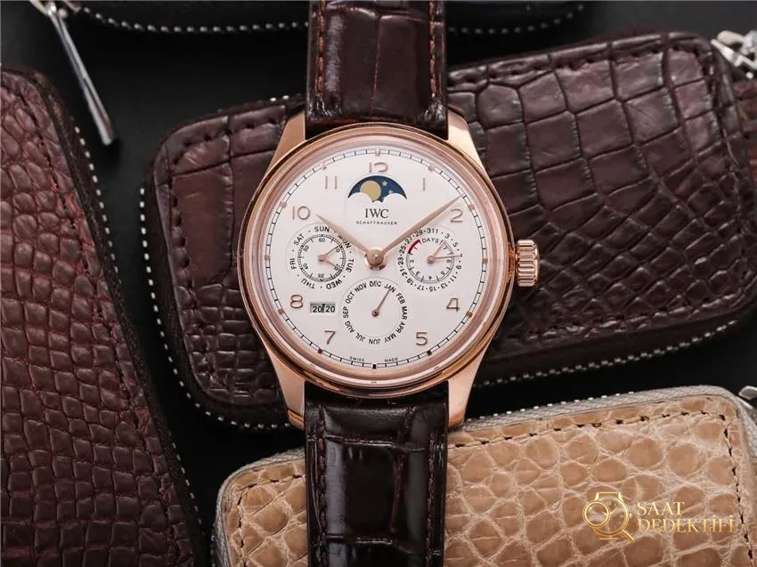 V9 IWC Portugieser Gerçek Perpetual Calendar Yeni Model İncelemesi - Kadran Detayı ve Bezel İşçiliği